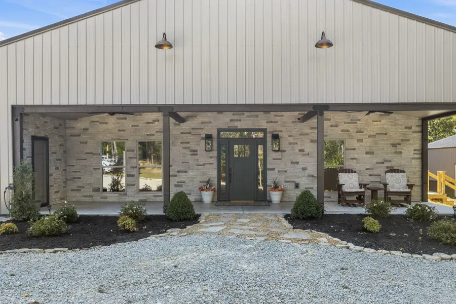 1803 Tree Farm Rd, Linden, TN 37096 - #3