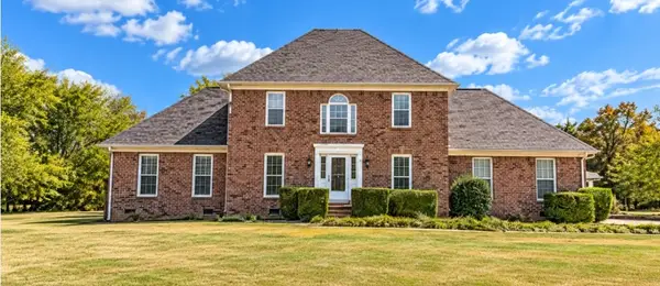 3630 W Trimble Rd, Milton, TN 37118