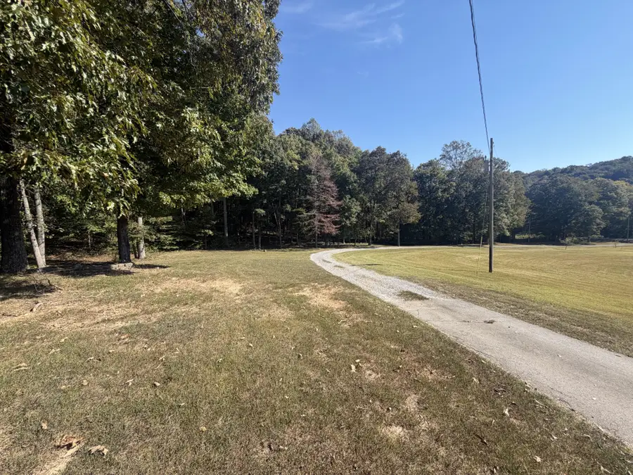 1291 Little Bartons Creek Rd, Cumberland Furnace, TN 37051 - #3