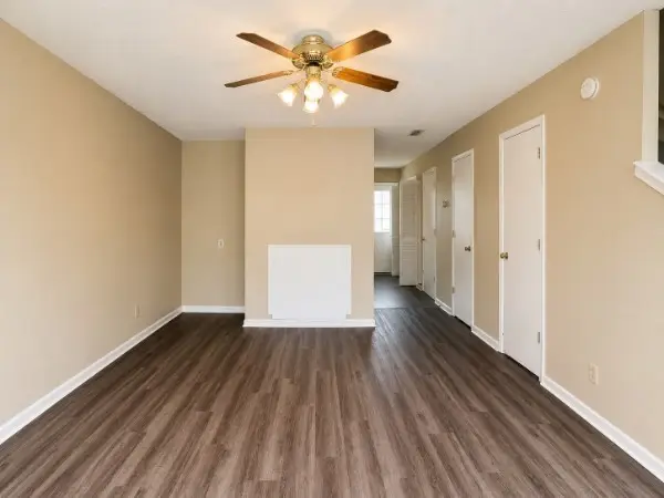1630 Baltimore Dr, Clarksville, TN 37043 - #2