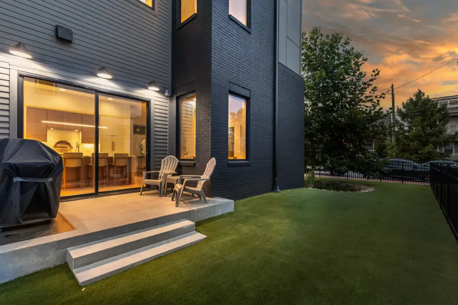 1405A 10th Ave N, Nashville, TN 37208 - #3