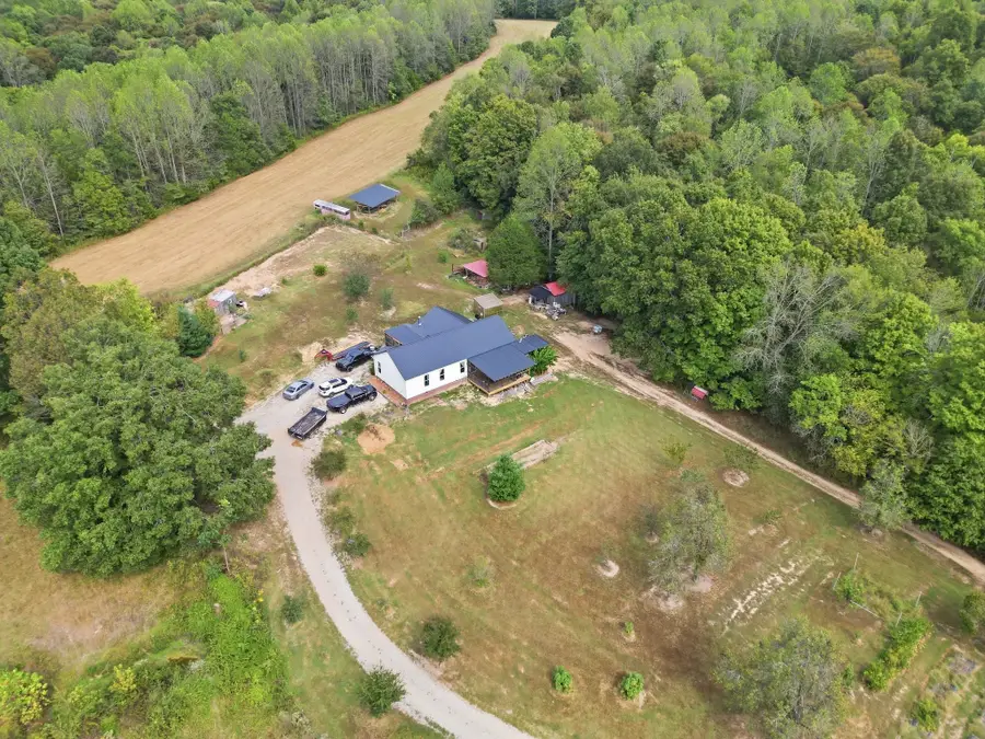 8060 Short Rd, Red Boiling Springs, TN 37150 - #3