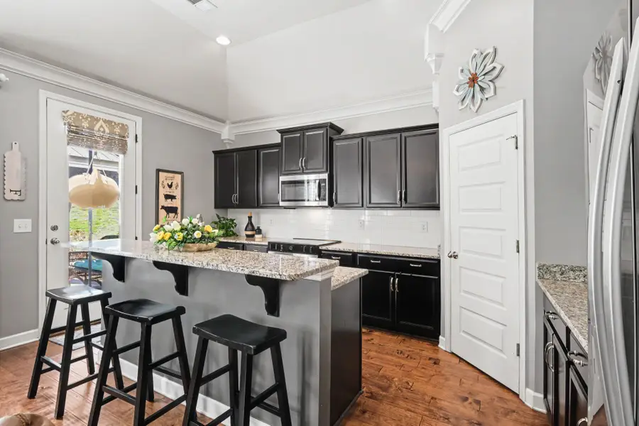 2700 Nottingham Dr, Columbia, TN 38401 - #3