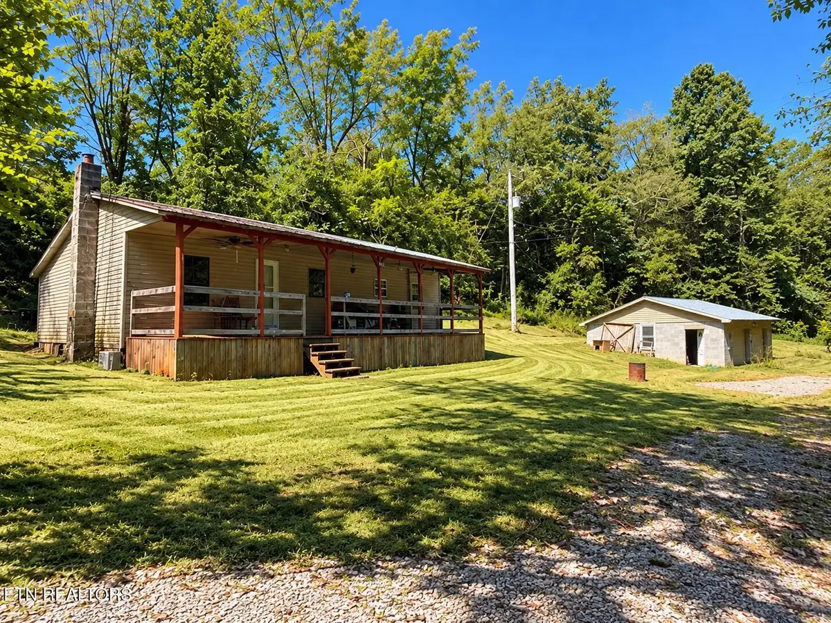171 Shaw Hollow Rd, New Tazewell, TN 37825 - #1