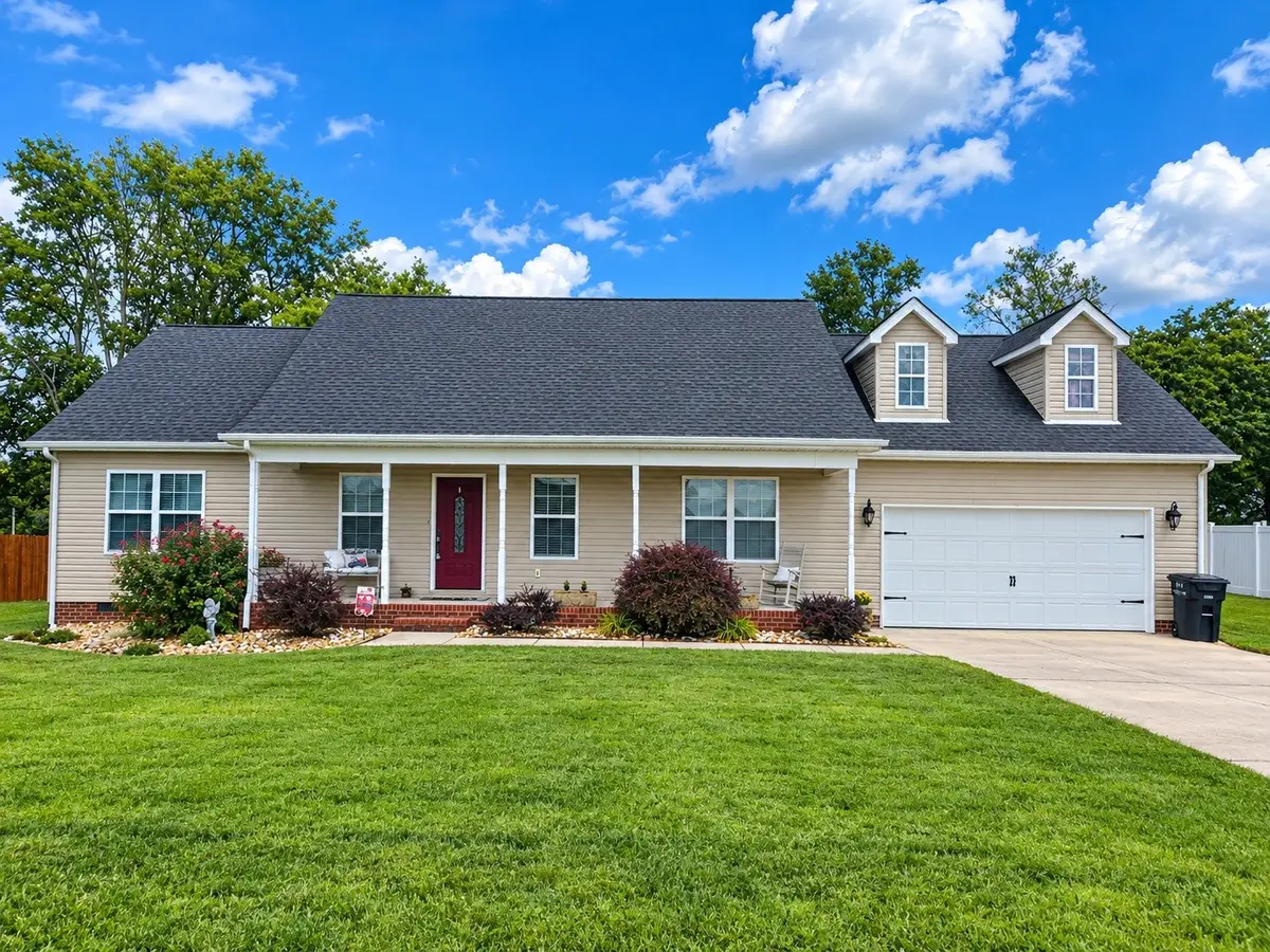 110 Elise Cir, Tullahoma, TN 37388 - #1