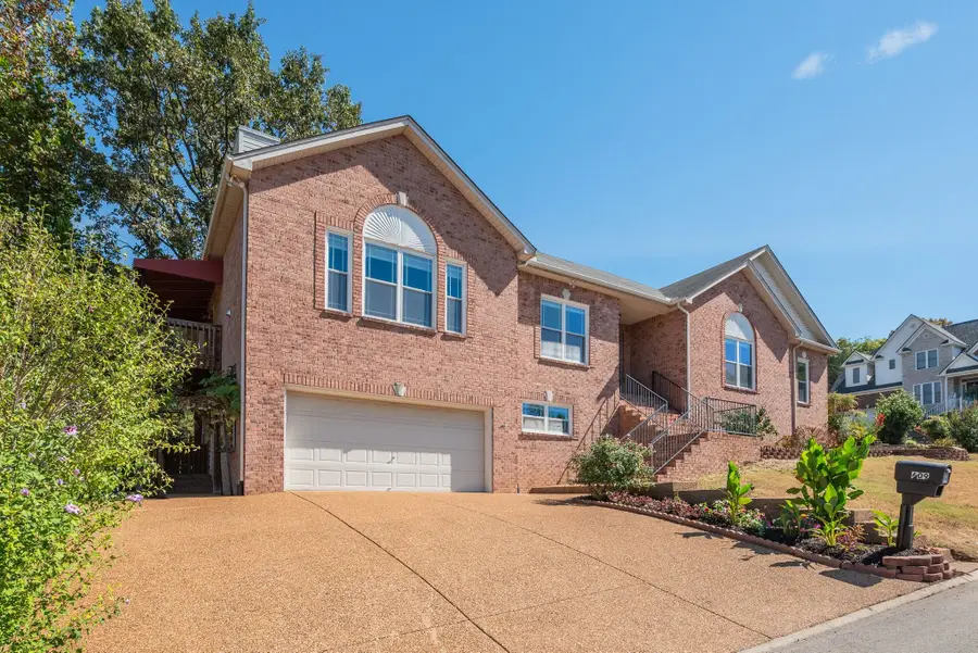 301 Williams Ct, Nashville, TN 37209 - #2