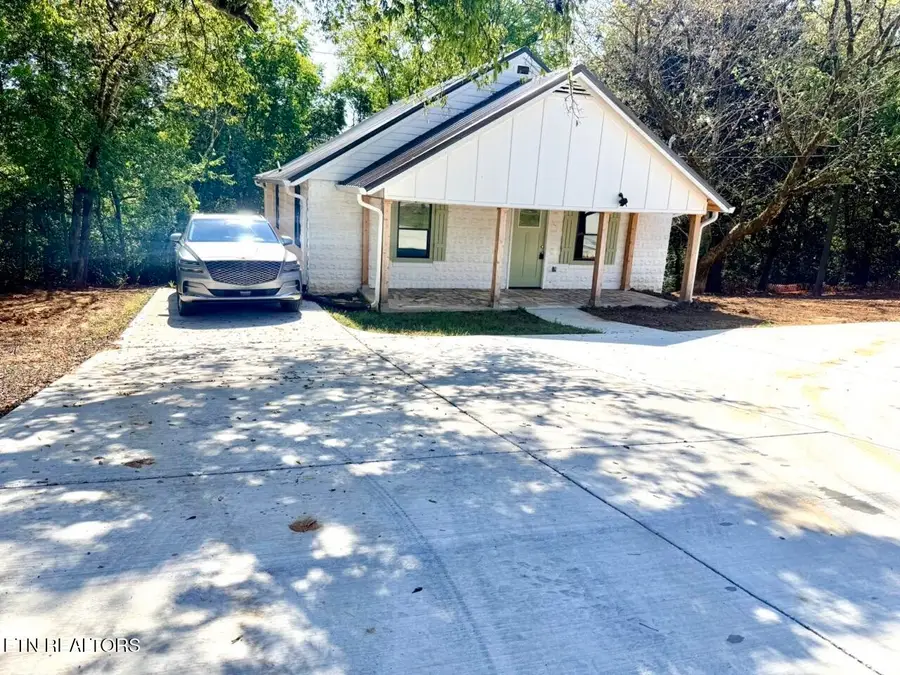 8752 Gleason Drive, Knoxville, TN 37923 - #2