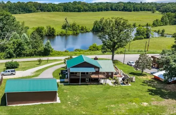 1278 Spencer Mill Rd, Burns, TN 37029