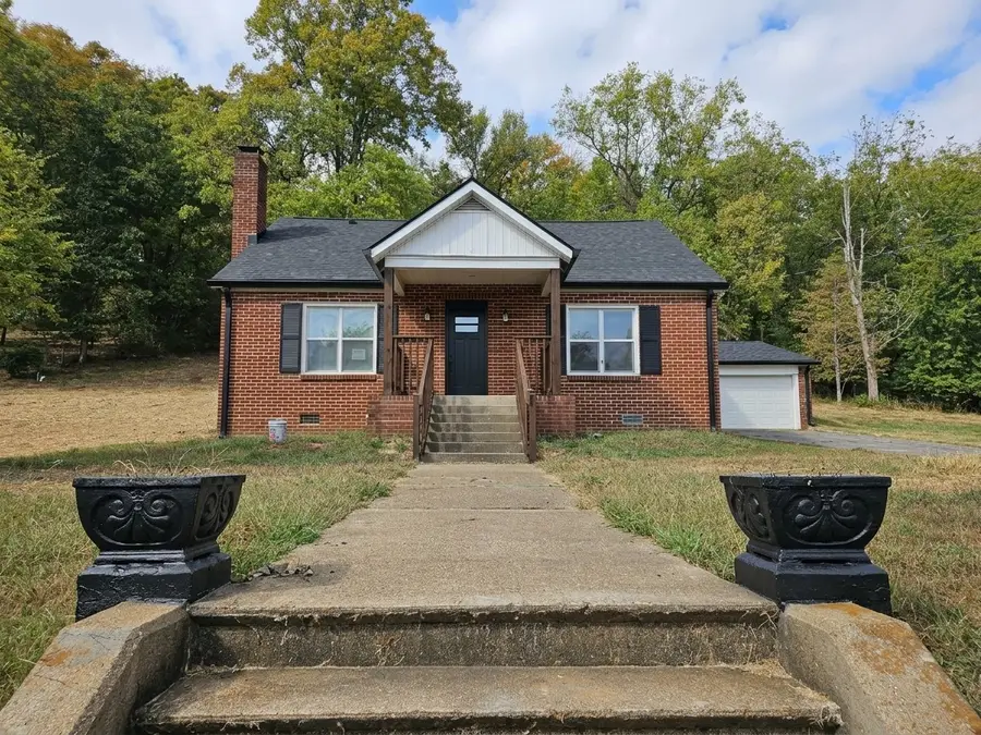 311 Edgewood Ave, Mount Pleasant, TN 38474 - #2