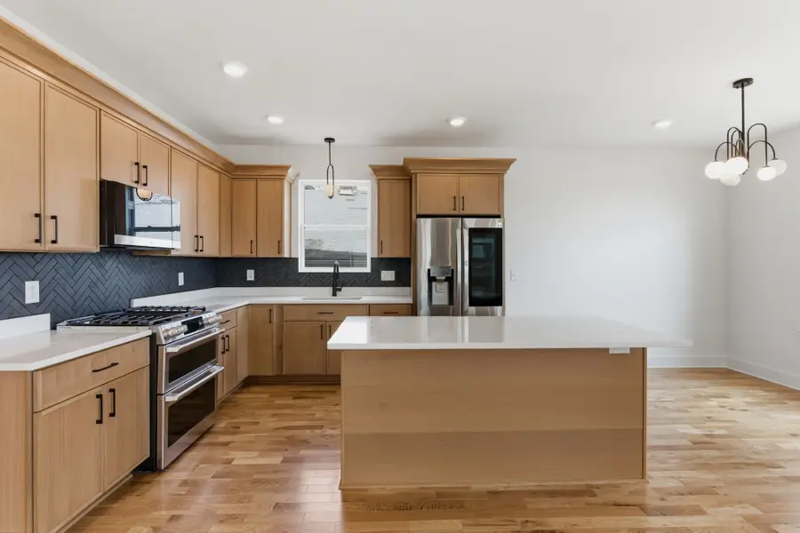 107 Lewis St, Nashville, TN 37210 - #3