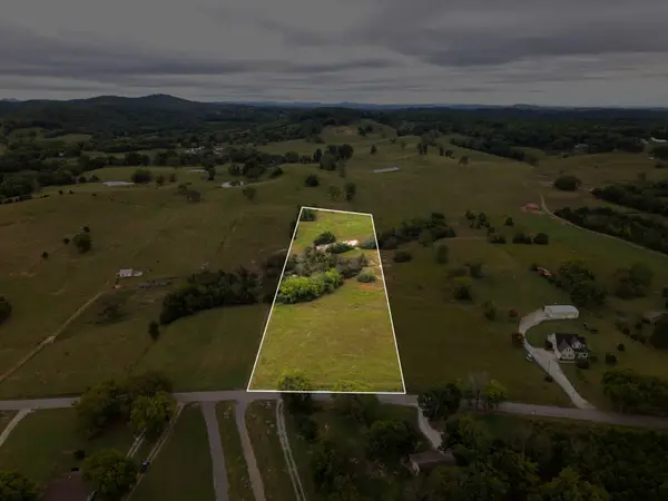 7 Cedar Bluff Rd, Lebanon, TN 37087