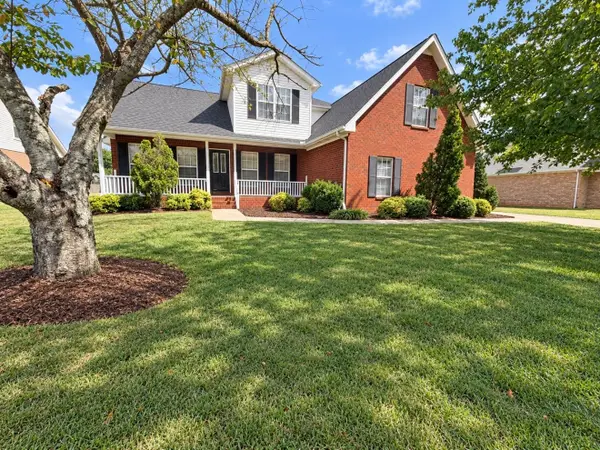 1818 Bridget Dr, Murfreesboro, TN 37129