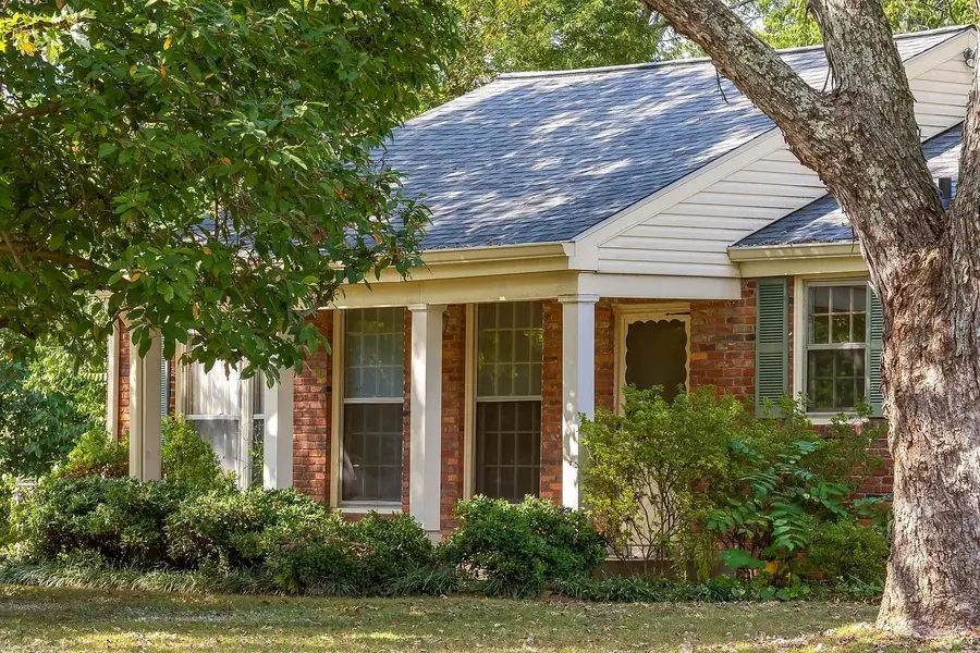 620 Crieve Rd, Nashville, TN 37220 - #2