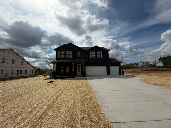 3233 Gravity Drive, Columbia, TN 38401