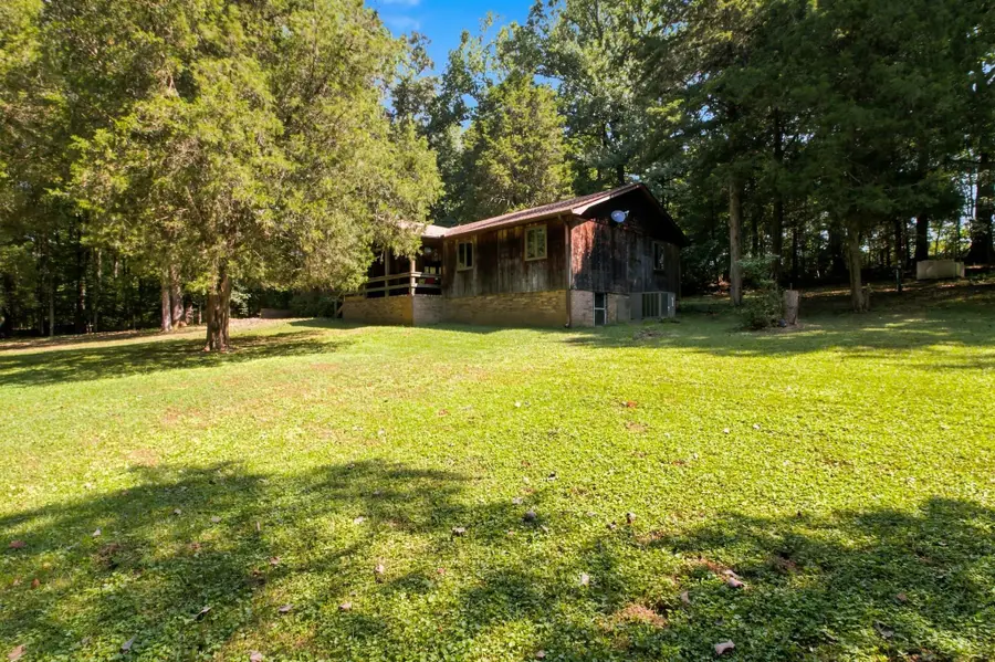 371 Wildwood Ln, Paris, TN 38242 - #2