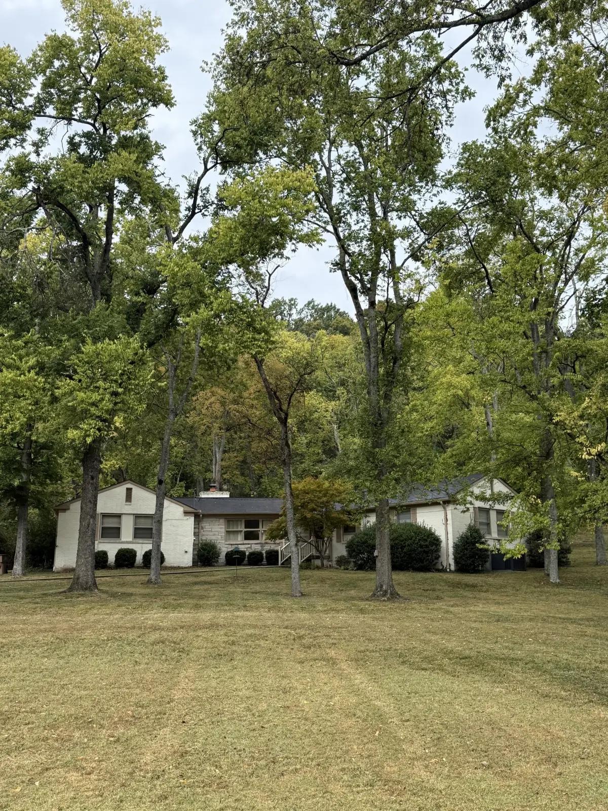 6528 Jocelyn Hollow Rd, Nashville, TN 37205 - #1
