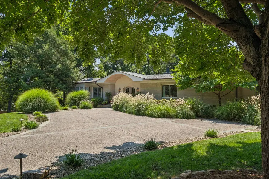4301 Lillywood Rd, Nashville, TN 37205 - #2