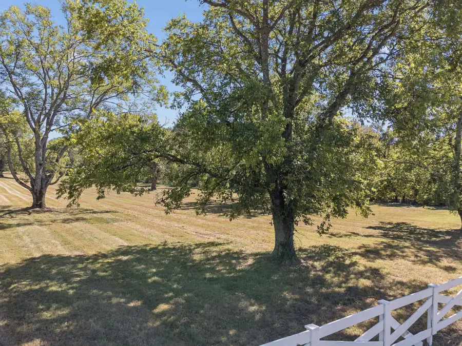 5826 Hillsboro Pike, Nashville, TN 37215 - #2