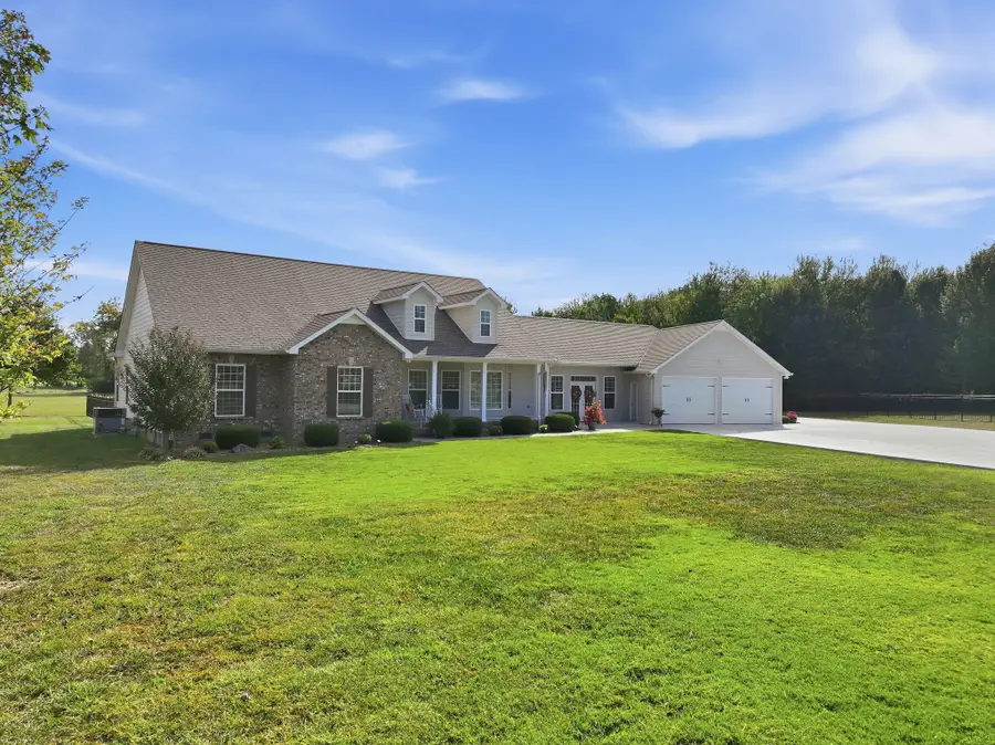 168 Lancaster St, Hillsboro, TN 37342 - #2