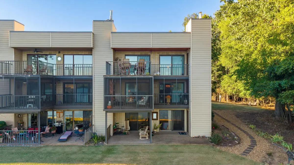 4312 Lakeshore Lane #202, Chattanooga, TN 37415 - #1
