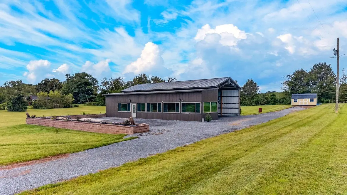 348 Harris Town Rd, Bulls Gap, TN 37711 - #1