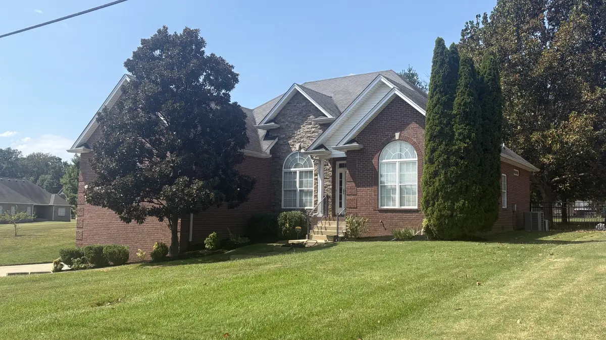 4006 Pilgrim Trl, Greenbrier, TN 37073 - #1
