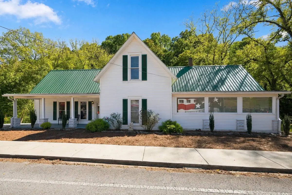 525 Water St, Charlotte, TN 37036 - #1