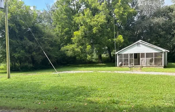 29 Mcgeehee Rd, Elora, TN 37328