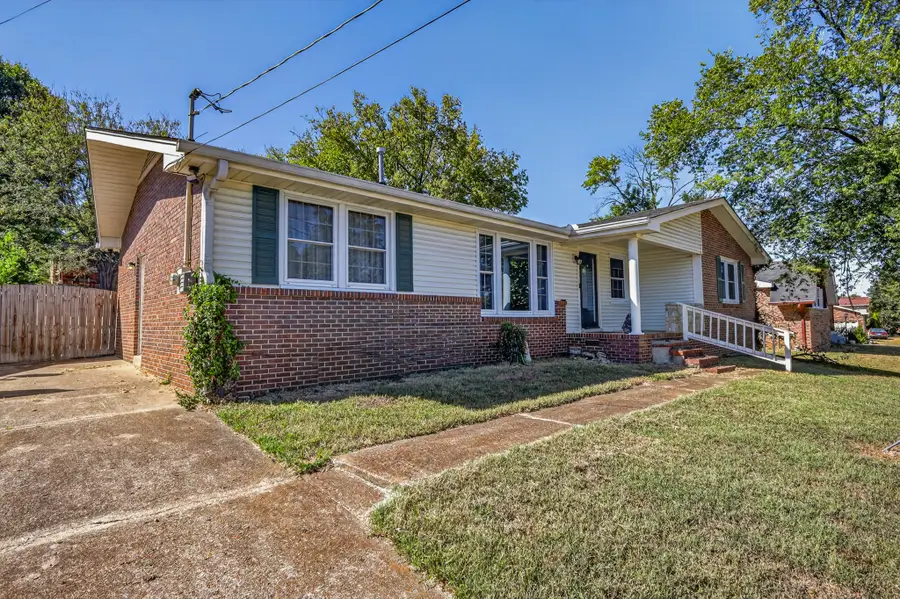 2821 Creekview Dr, Nashville, TN 37217 - #3