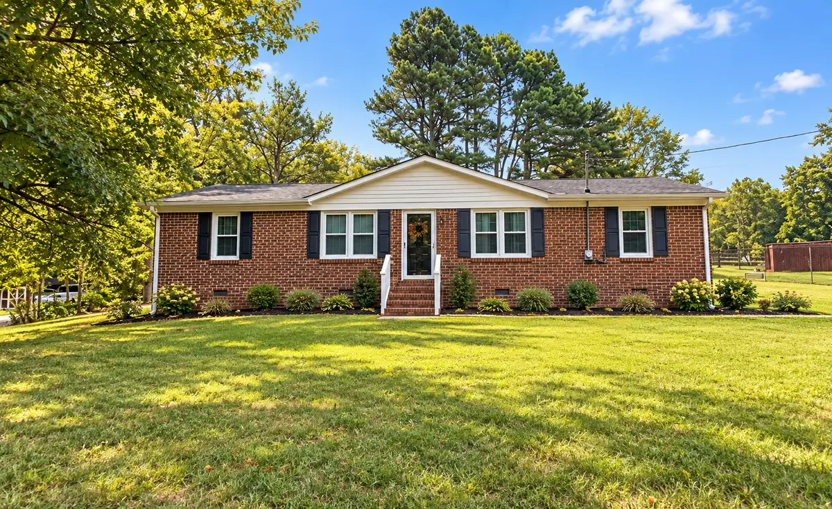 1299 Webb Rd, Lewisburg, TN 37091 - #1