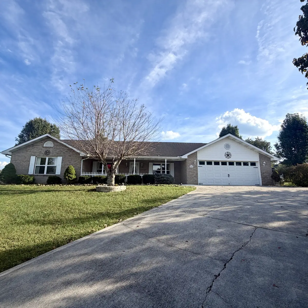 2526 Goingback Cir, Sevierville, TN 37876 - #1