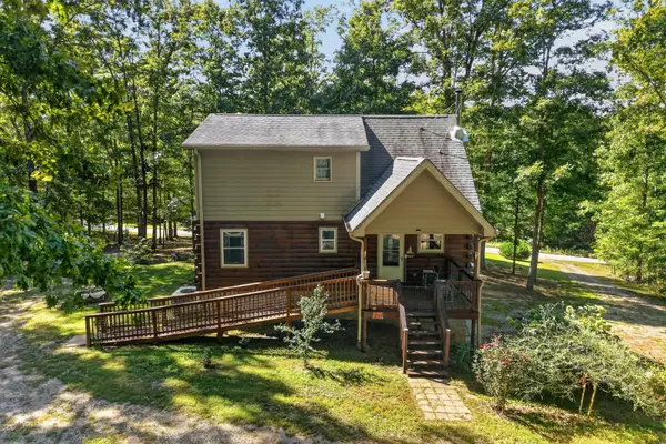 4003 Chapel Hill Rd, Crawford, TN 38554