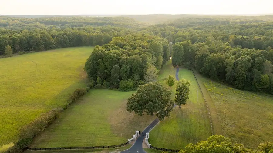 5813 Bending Chestnut Rd, Franklin, TN 37064 - #3