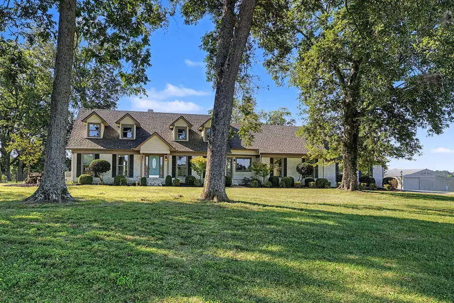 2430 Clifty Rd, Paris, TN 38242 - #2