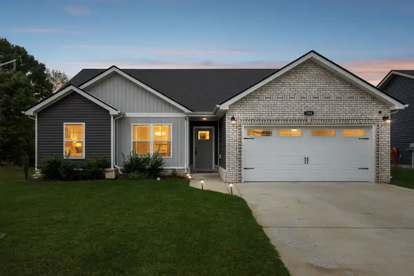 536 Lucky Ln, Clarksville, TN 37042