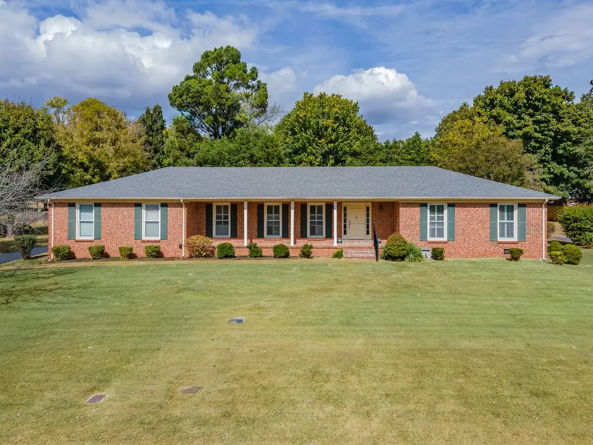 1408 Lyon St, Columbia, TN 38401 - #1