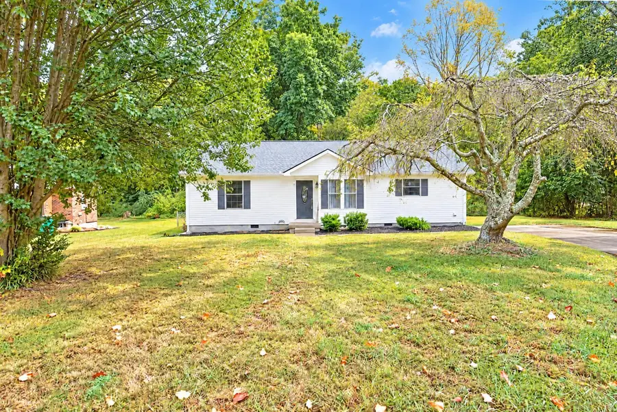 2041 Phillips St, Lewisburg, TN 37091 - #2