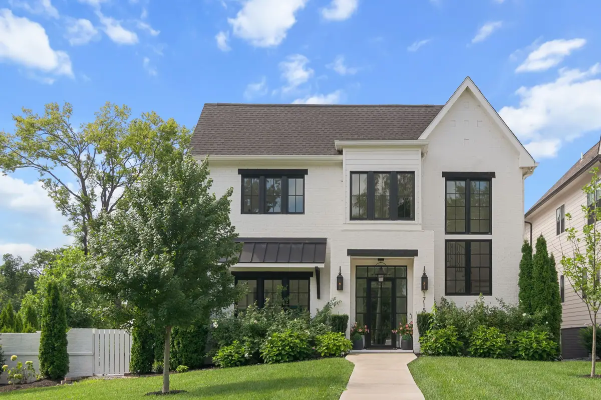 1715 Hillmont Dr, Nashville, TN 37215 - #1