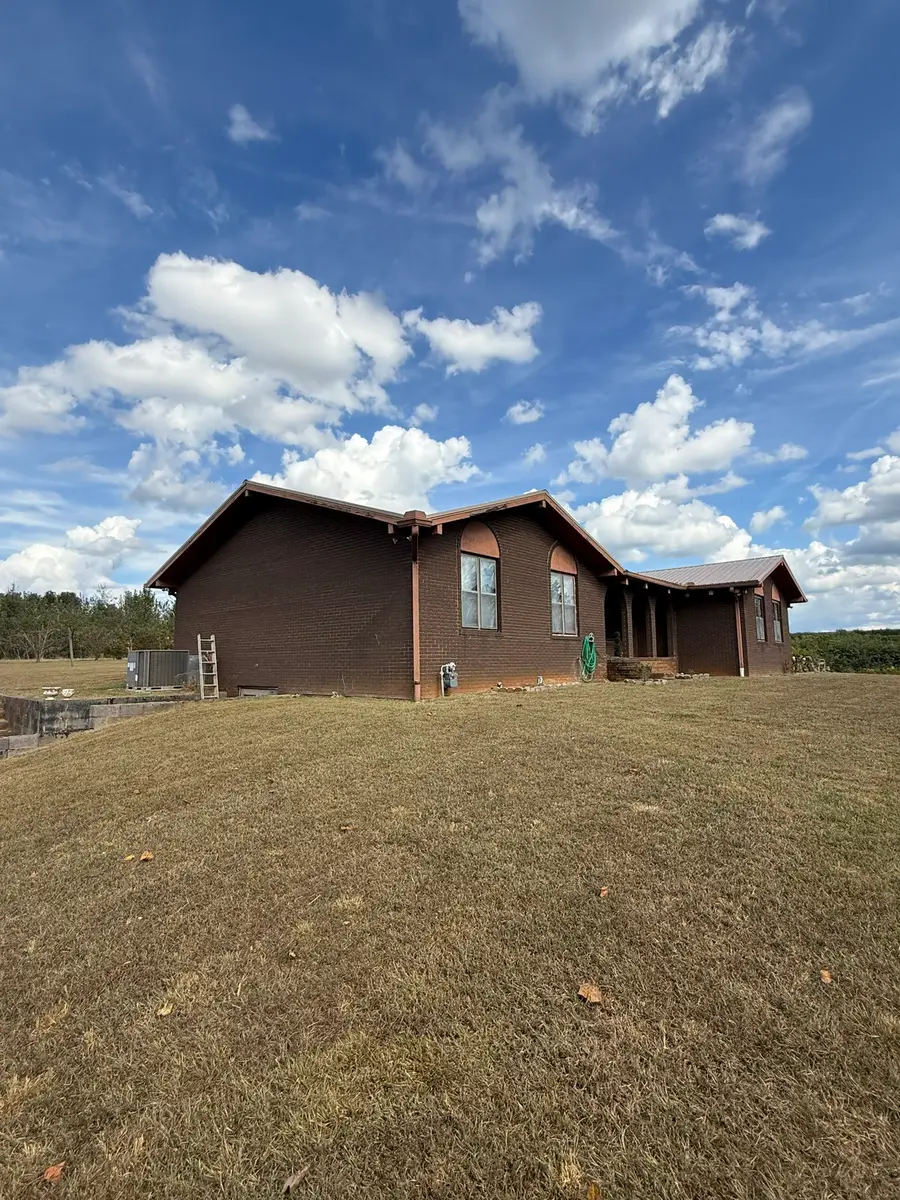 1745 Harrison Ferry Rd, McMinnville, TN 37110 - #3