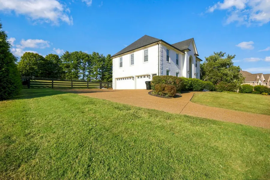 4408 Savage Pointe Dr, Franklin, TN 37064 - #2