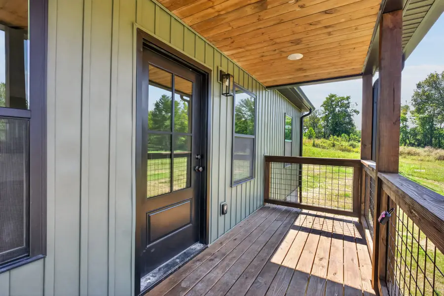 129 Butler Ln, Gainesboro, TN 38562 - #2