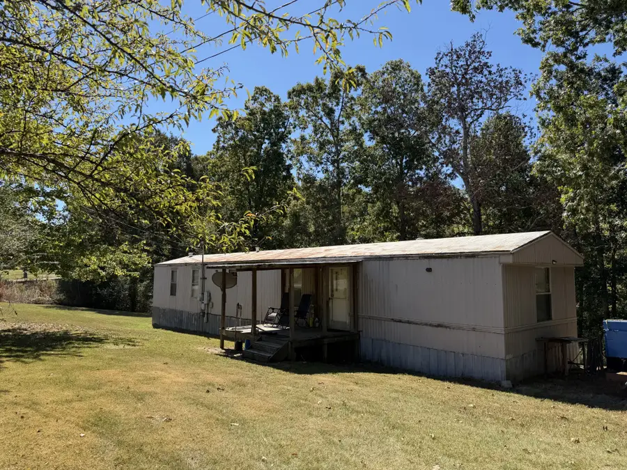 1734 Clydeton Rd, Waverly, TN 37185 - #3
