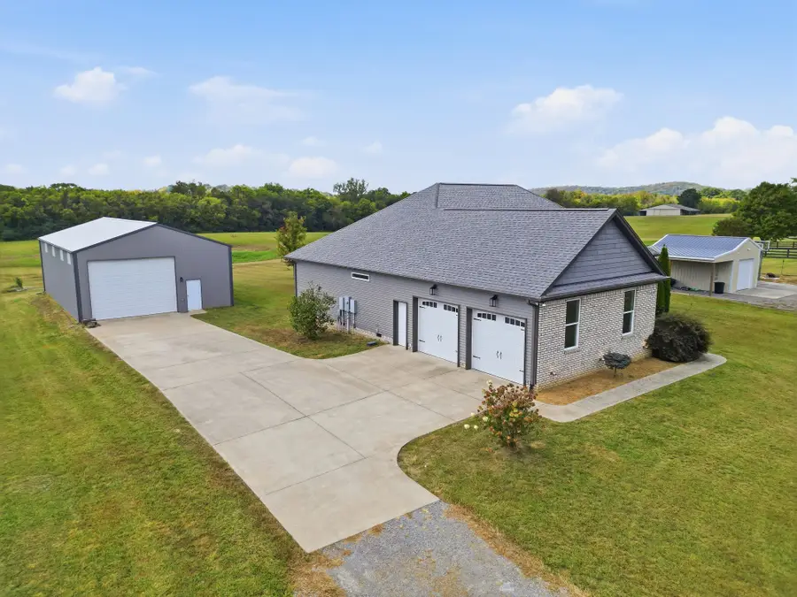 285 Burnley Rd, Hartsville, TN 37074 - #2