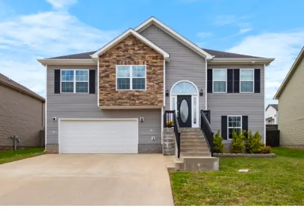 1391 Freedom Dr, Clarksville, TN 37042