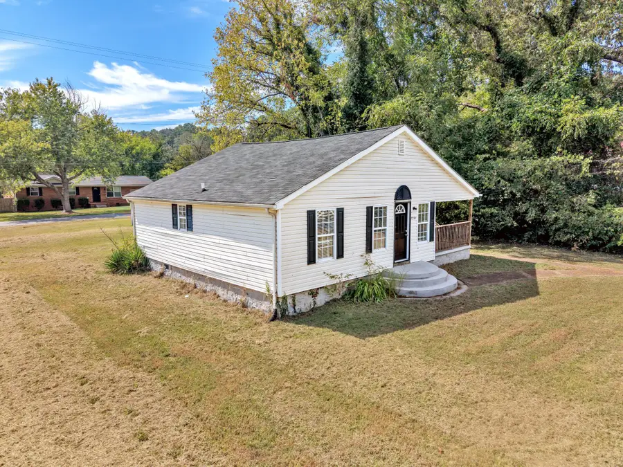 3206 Dyer St, Chattanooga, TN 37411 - #3