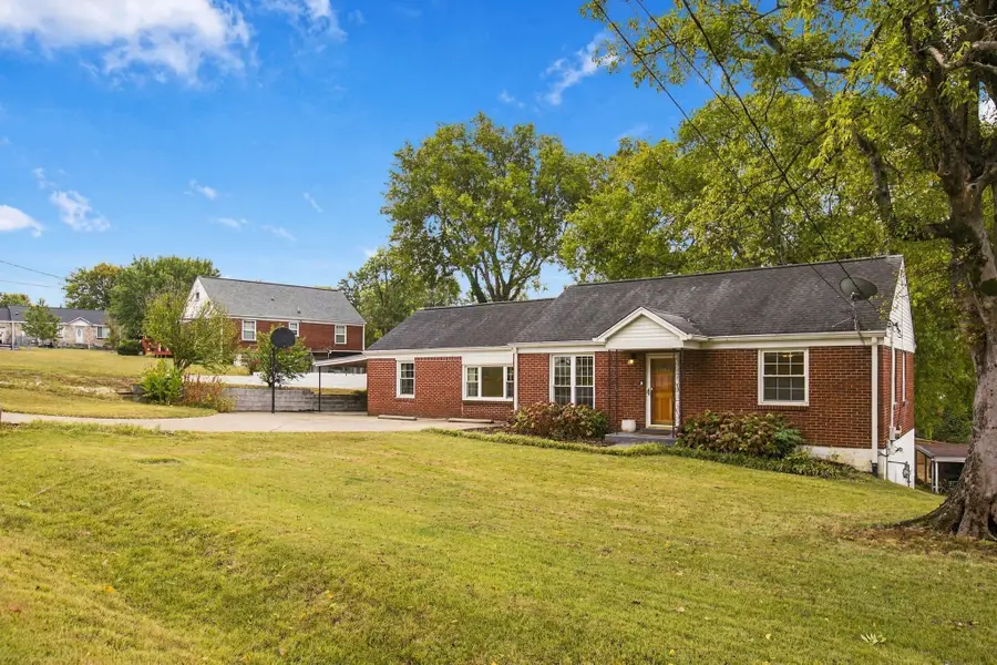 2235 Aubrey Ct, Nashville, TN 37214 - #2