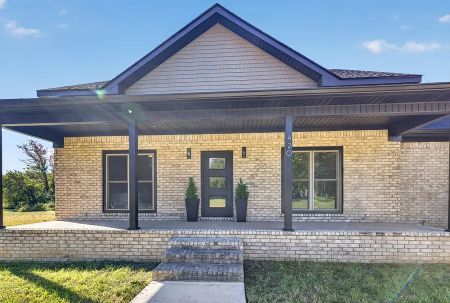 420 Sandhill Rd, Martin, TN 38237 - #3