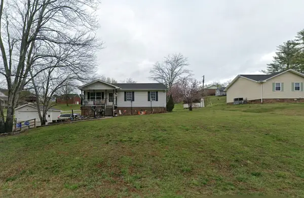 124 Sanders Dr, Brush Creek, TN 38547