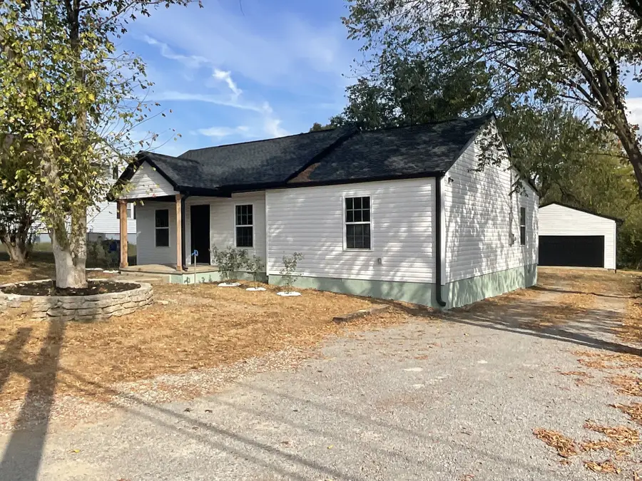123 Butler St, Shelbyville, TN 37160 - #3