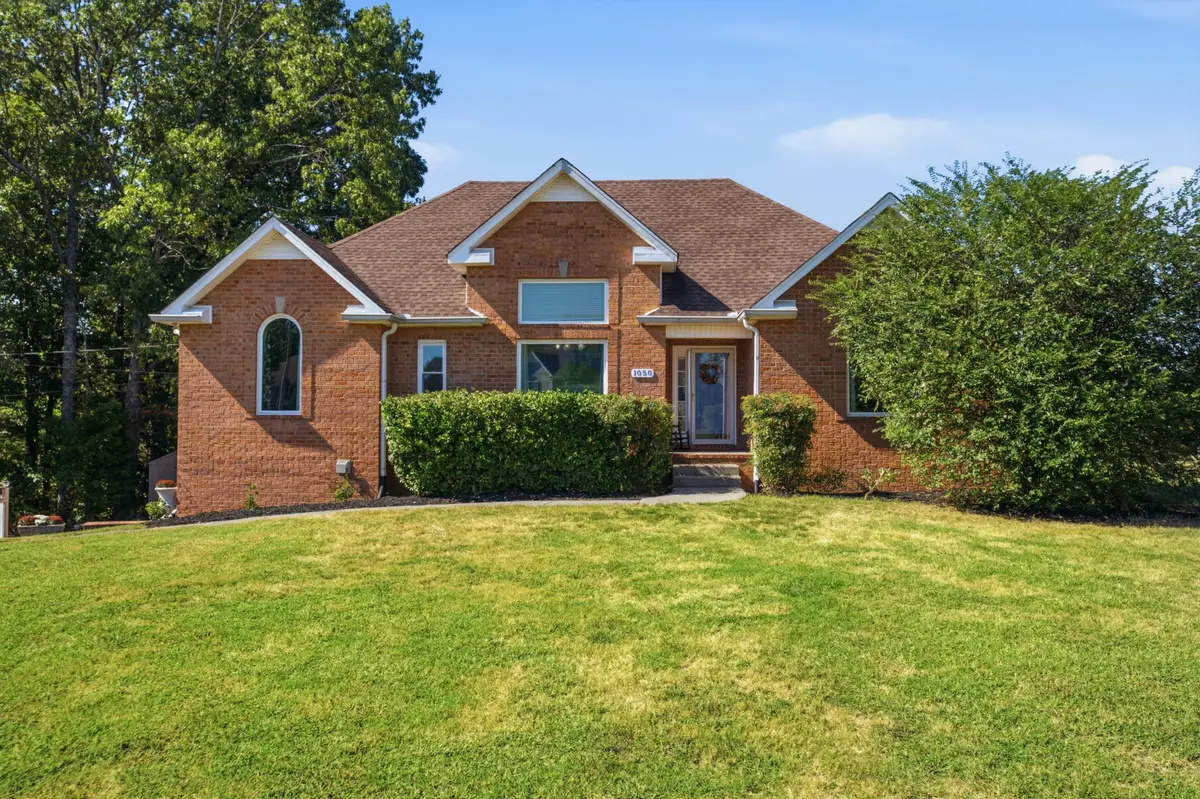 1050 Moncrief Cir, Greenbrier, TN 37073 - #1